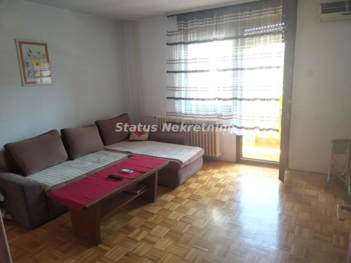 Izdavanje, dvosoban stan, 56m², Novo naselje, Novi Sad