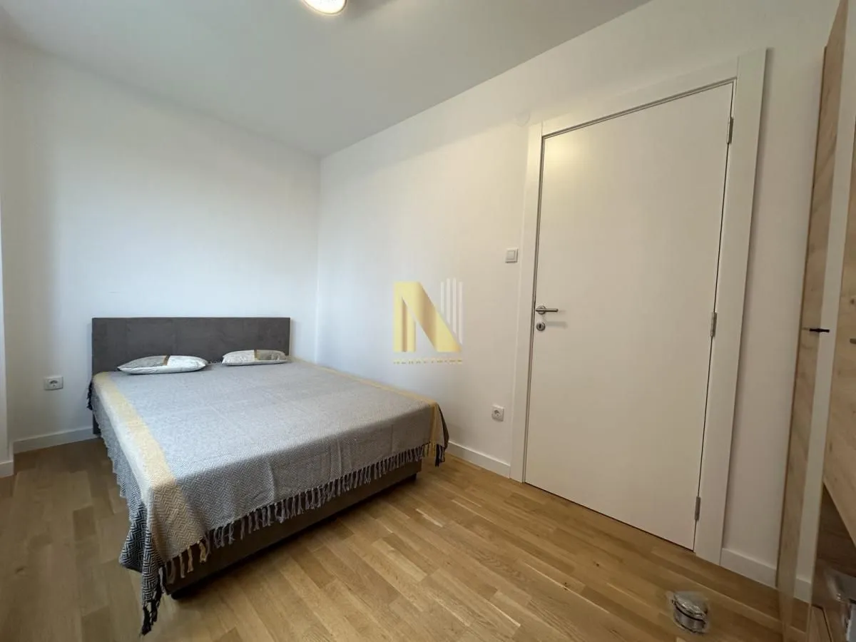 Izdavanje, jednosoban stan, 40m², Petrovaradin, Novi Sad
