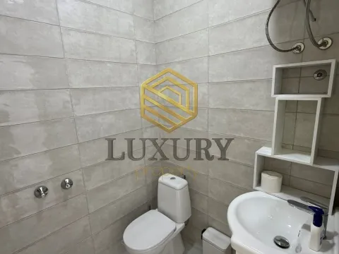 Rent, office space, 18m², 1 maj, Podgorica - image 3