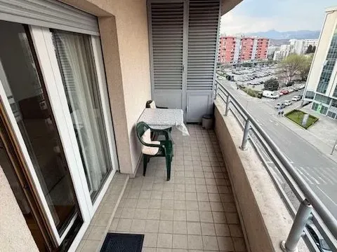 Rent, studio apartment, 32m², City Kvart, Podgorica - image 3