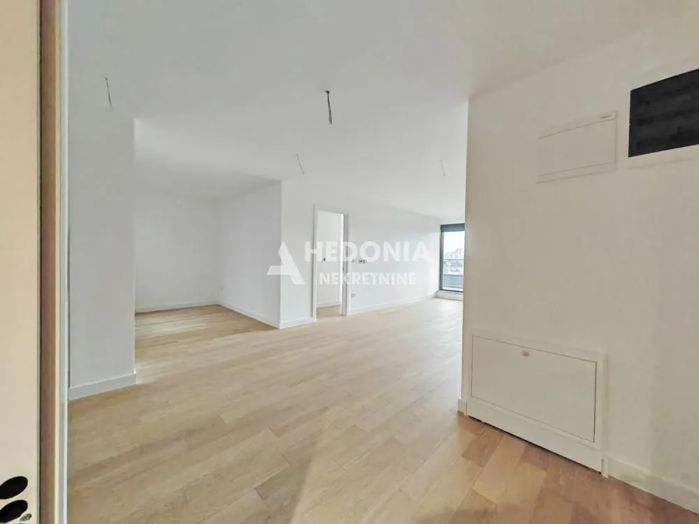 Prodaja, trosoban stan, 131m², Autokomanda, Voždovac Sve Podlokacije