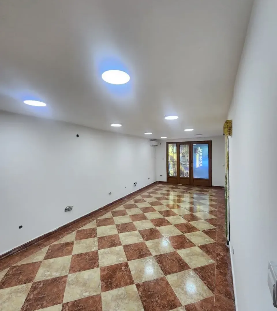 Rent, office space, 32m², Preko Morače, Podgorica