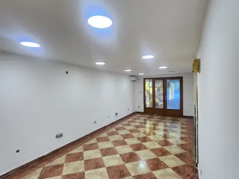 Rent, office space, 32m², Preko Morače, Podgorica - image 4