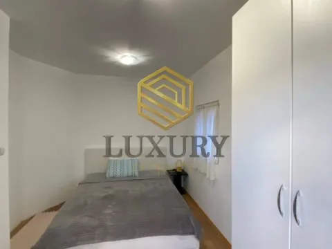 Izdavanje, jednosoban stan, 47m², Pobrežje, Podgorica - image 7