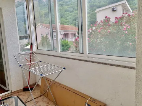 Rent, two bedroom apartment, 70m², Lazi, Budva - image 2