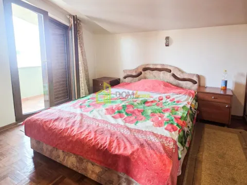 Prodaja, trosoban stan, 80m², Stari Aerodrom, Podgorica - image 16