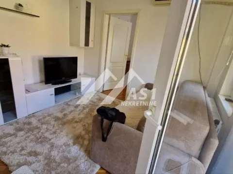 Izdavanje, jednosoban stan, 35m², Novi Sad Sve Podlokacije, Novi Sad - image 4