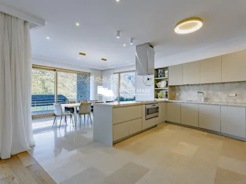 Prodaja, kuća, 359m², Stoliv, Kotor - image 3