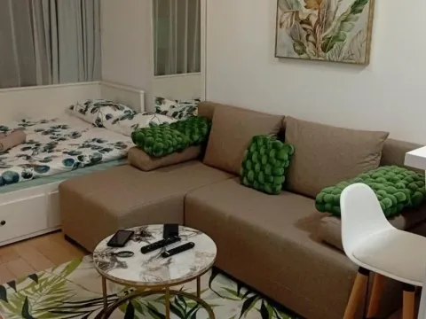 Rent, studio apartment, 33m², Centar, Bar - image 1