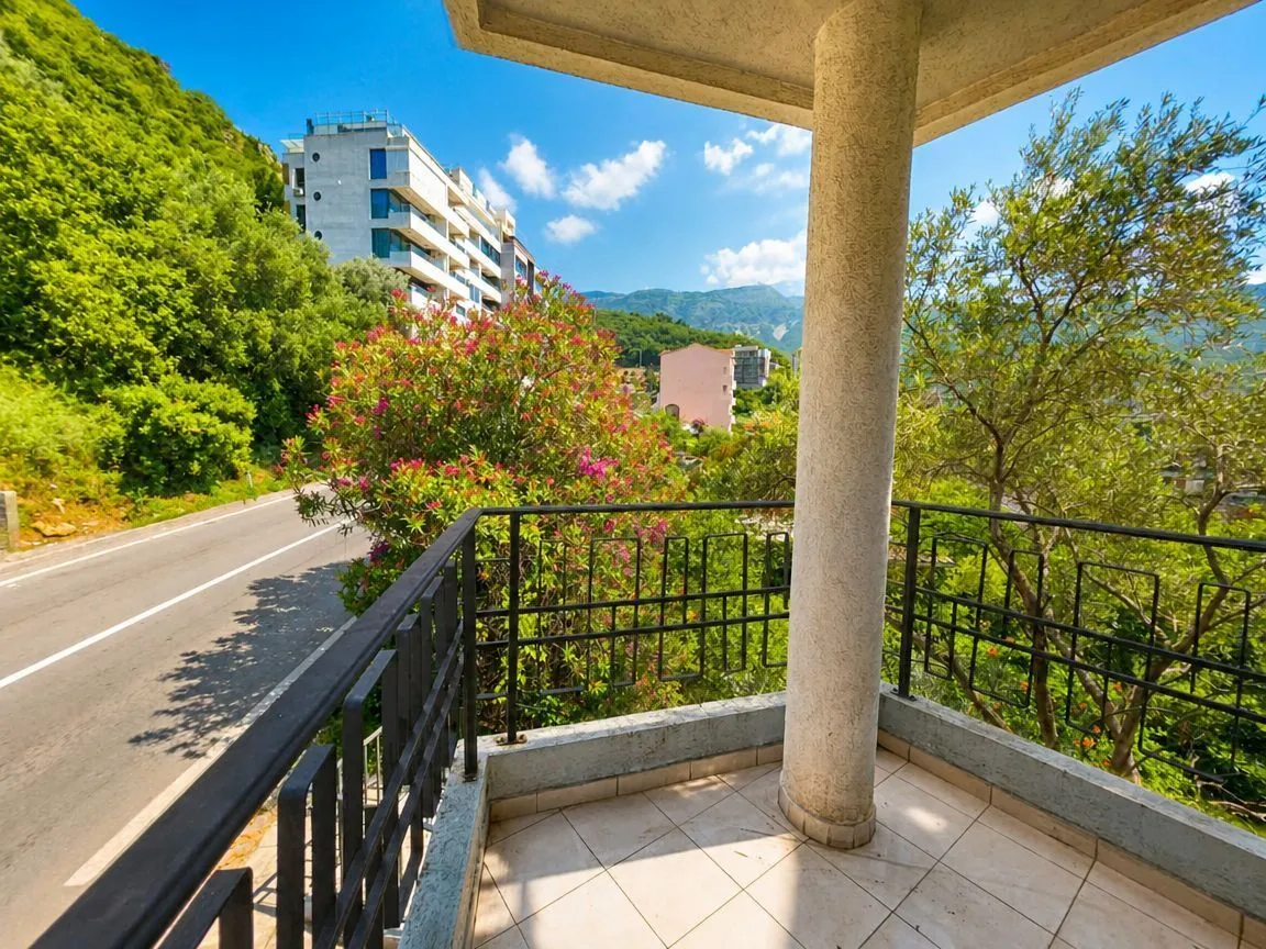 Prodaja, jednosoban stan, 51m², Bečići, Budva