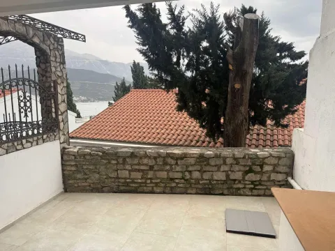 Prodaja, jednosoban stan, 45m², Budva, Crna Gora - image 1