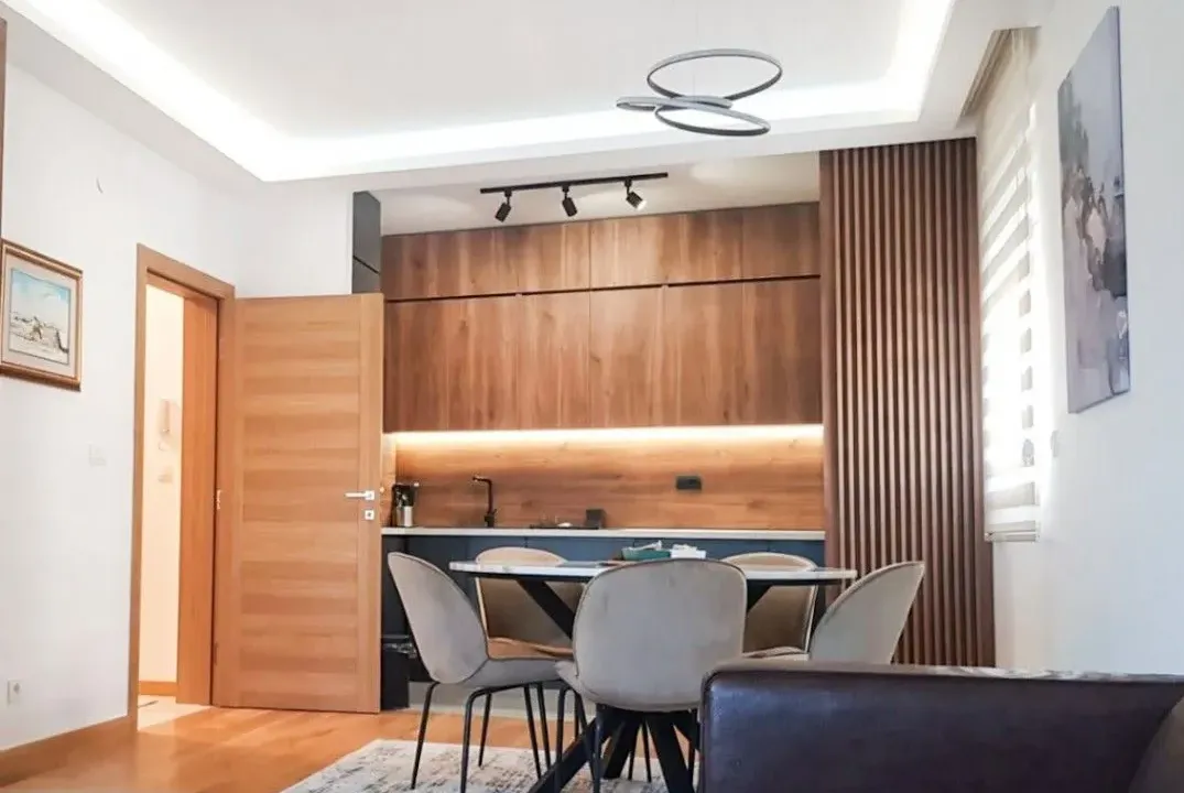 Izdavanje, dvosoban stan, 75m², City Kvart, Podgorica