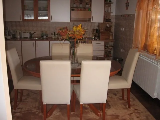 Rent, three bedroom apartment, 100m², Gorica C, Podgorica