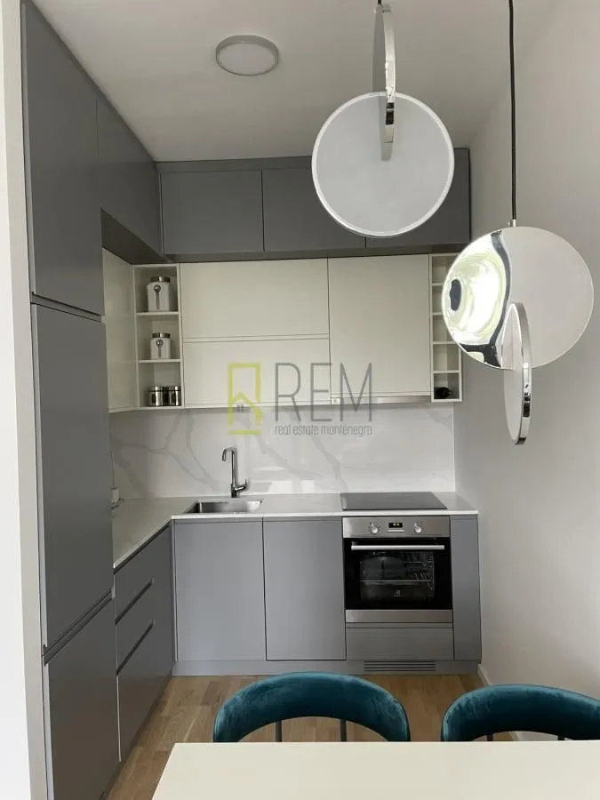 Rent, one bedroom apartment, 40m², Blok 9, Podgorica