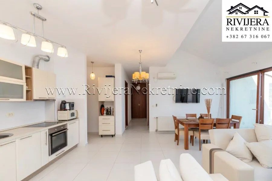 Prodaja, trosoban stan, 118m², Njivice, Herceg Novi