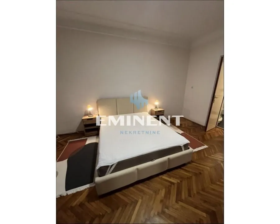 Izdavanje, stan, 120m², Stari Grad, Beograd