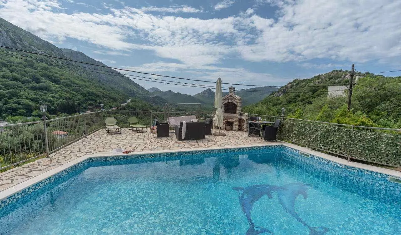 Sale, house, 274m², Buljarica, Budva