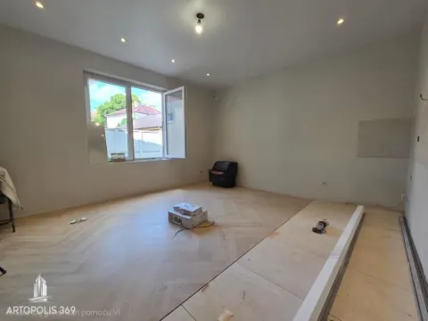 Prodaja, dvosoban stan, 44m², Zemun Centar, Zemun Sve Podlokacije - image 5