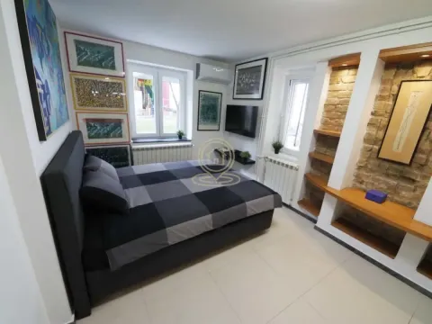 Rent, one bedroom apartment, 31m², Stari Grad, Beograd - image 22