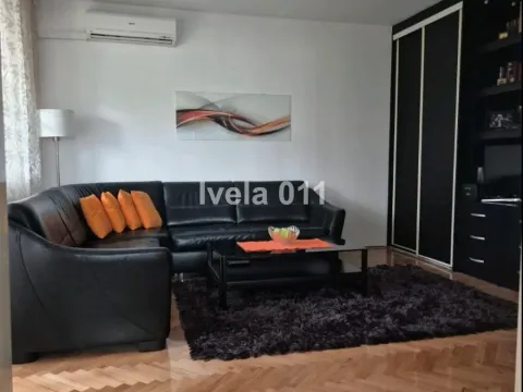 Stan in Vidikovački venac