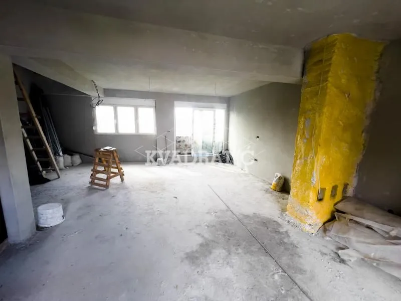 Prodaja, trosoban stan, 125m², Cvetkova Pijaca, Zvezdara Sve Podlokacije