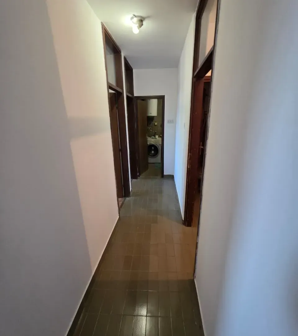Prodaja, trosoban stan, 95m², Blok 9, Podgorica