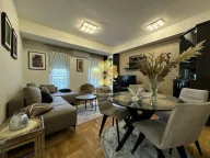 Izdavanje, dvosoban stan, 70m², Blok 9, Podgorica - image 1