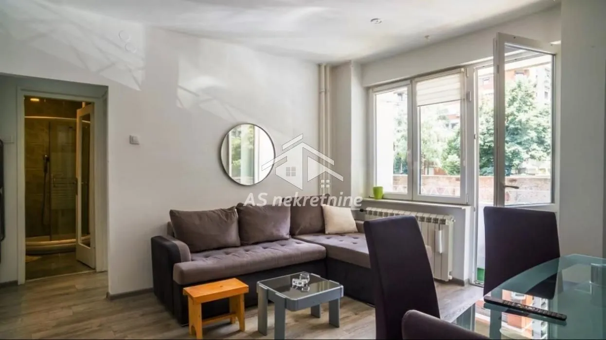 Rent, two bedroom apartment, 45m², Tašmajdan, Palilula Sve Podlokacije