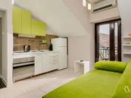 Rent, one bedroom apartment, 30m², Dobrota, Kotor - image 4