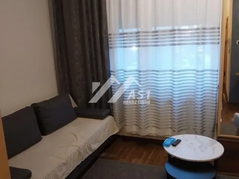 Izdavanje, stan, 26m², Adamovićevo Naselje, Novi Sad Sve Podlokacije - image 3
