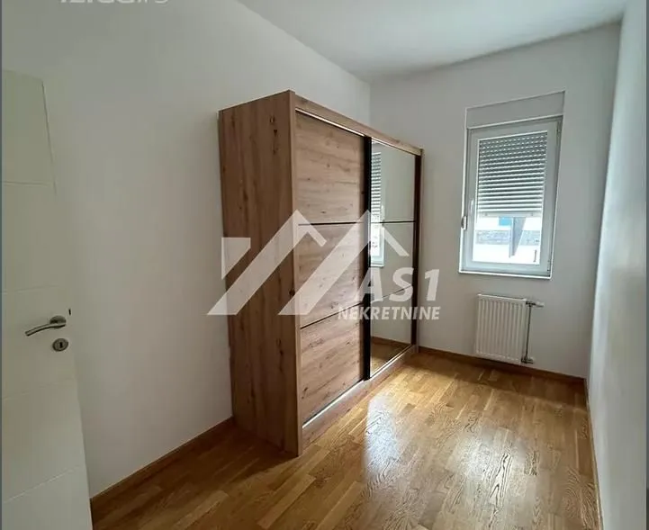 Izdavanje, dvosoban stan, 48m², Rotkvarija, Novi Sad Sve Podlokacije