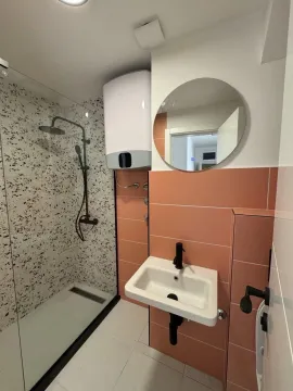Izdavanje, dvosoban stan, 66m², Zabjelo, Podgorica - image 8