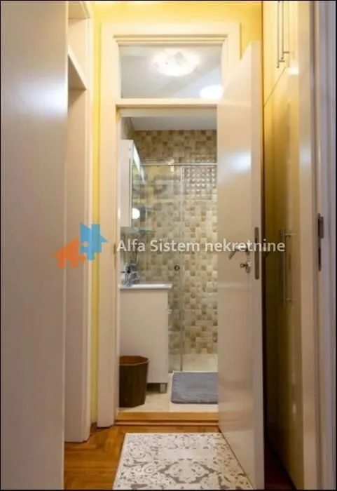 Rent, two bedroom apartment, 52m², Savski Venac, Beograd
