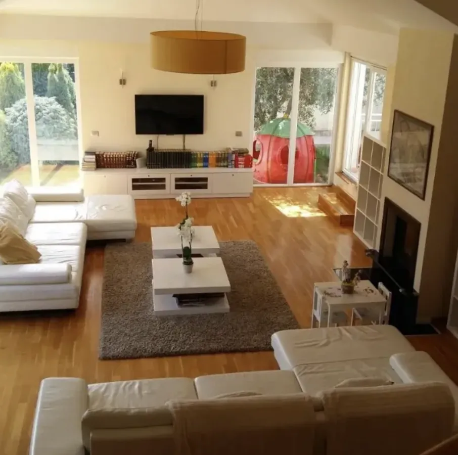 Sale, house, 306m², Podgorica, Crna Gora