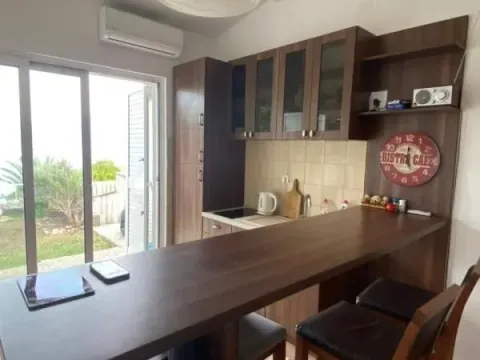 Prodaja, jednosoban stan, 43m², Krašići, Tivat - image 2