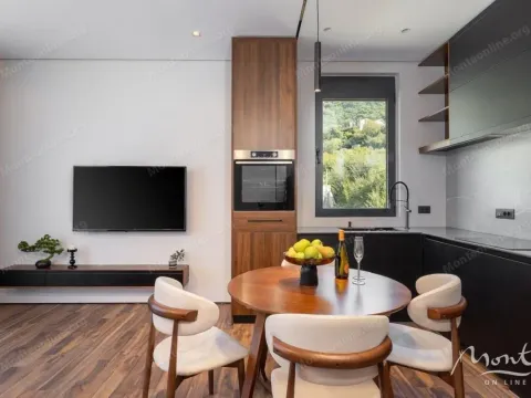 Sale, one bedroom apartment, 52m², Kotor, Crna Gora - image 10