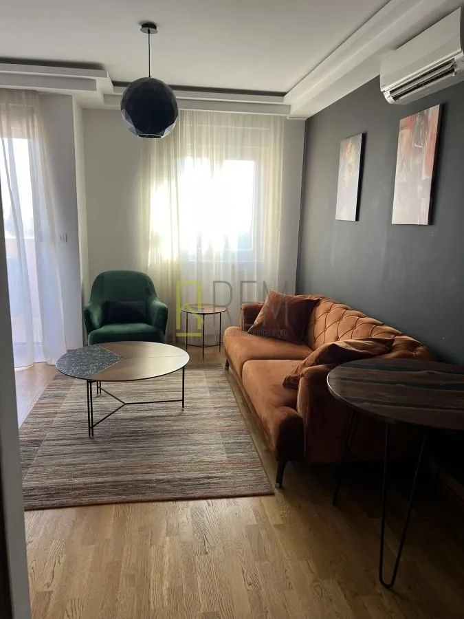 Rent, one bedroom apartment, 43m², City Kej, Podgorica