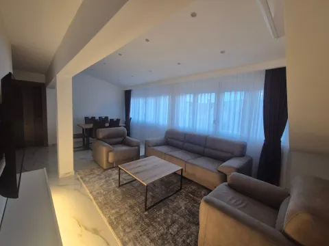 Izdavanje, jednosoban stan, 59m², Dalmatinska ulica, Podgorica - image 3