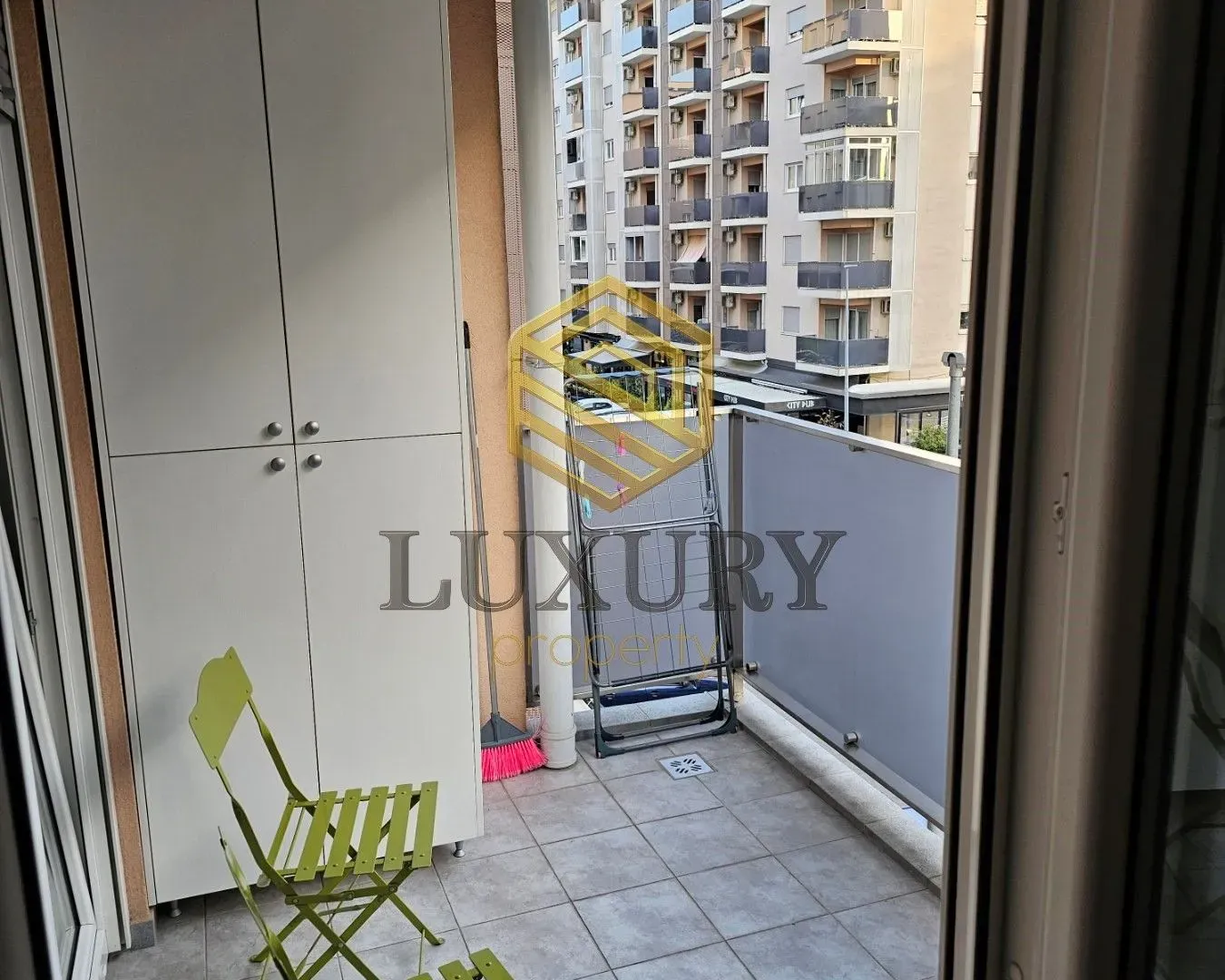 Rent, one bedroom apartment, 46m², City Kvart, Podgorica