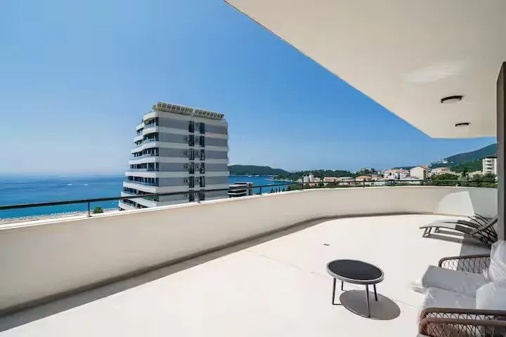 Prodaja, plac, 117m², Bečići, Budva