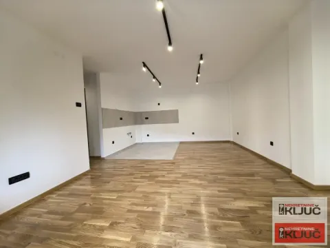 Prodaja, dvosoban stan, 52m², Novo naselje, Novi Sad - image 5