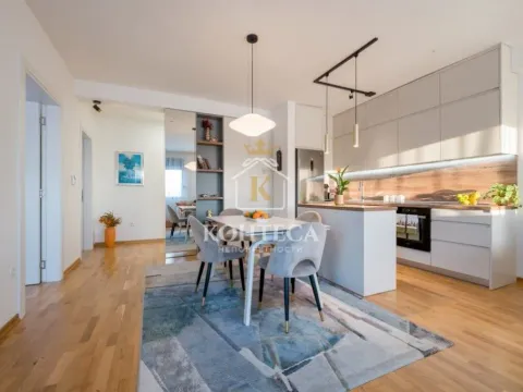 Prodaja, dvosoban stan, 63m², Tivat, Crna Gora