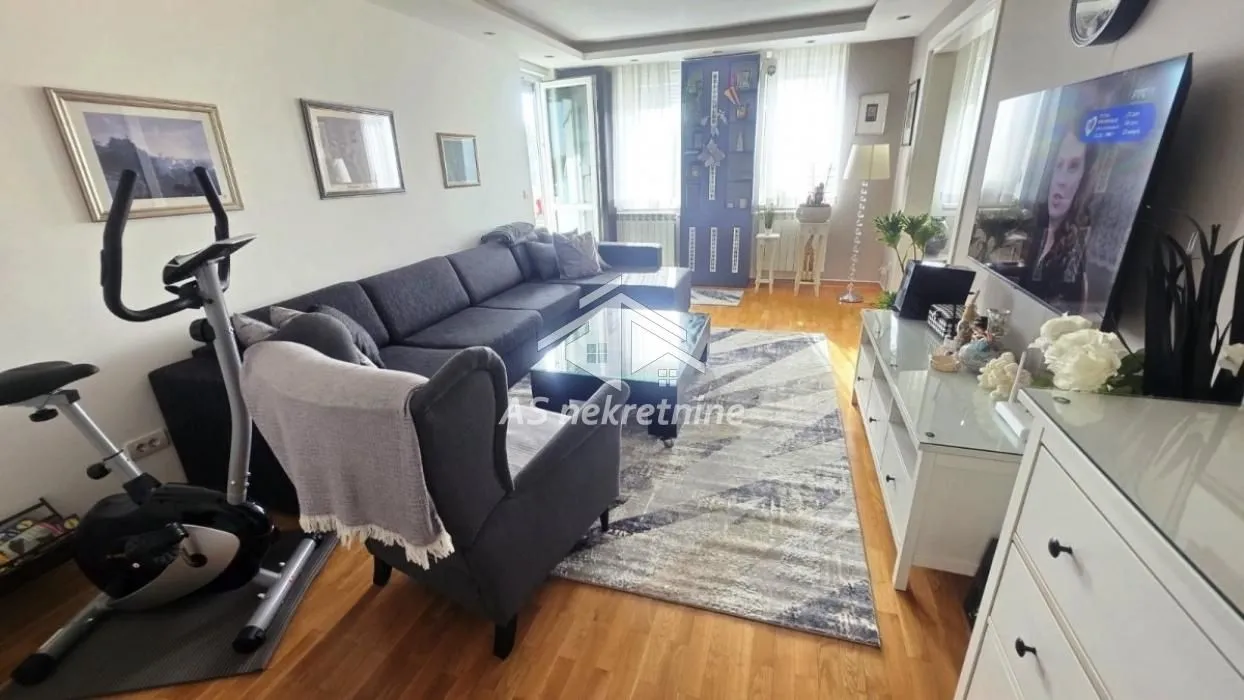 Rent, four bedroom apartment, 110m², Cerak, Beograd