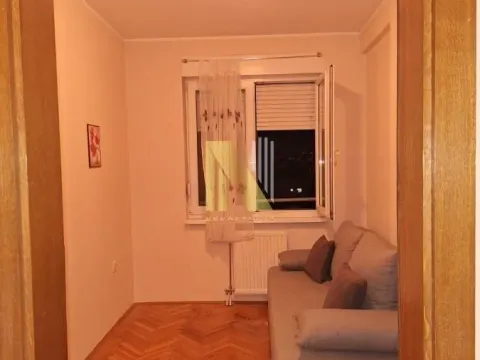 Izdavanje, jednosoban stan, 36m², Sajmište, Novi Sad - image 4