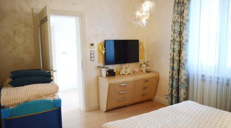 Prodaja, kuća, 286m², Tivat, Crna Gora