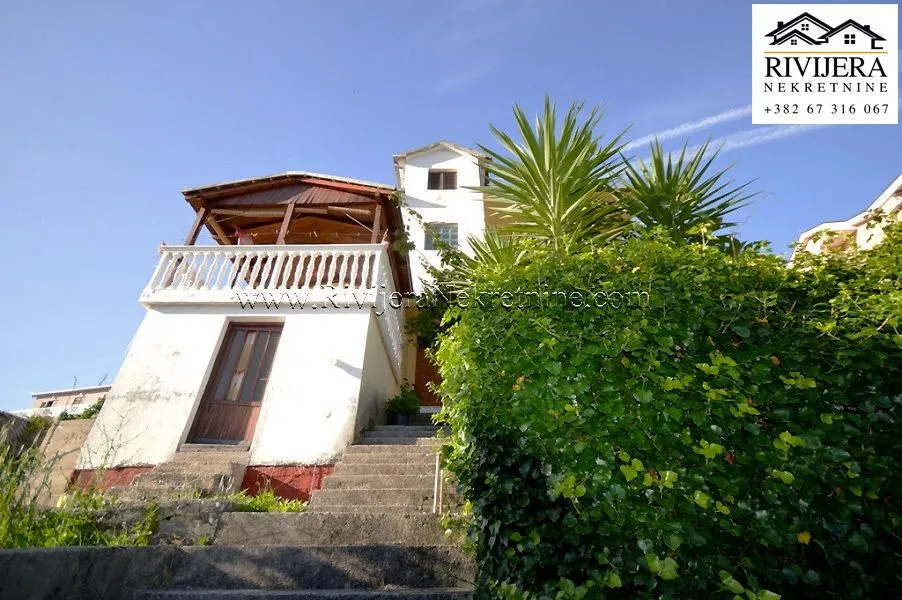 Sale, house, 270m², Topla, Herceg Novi