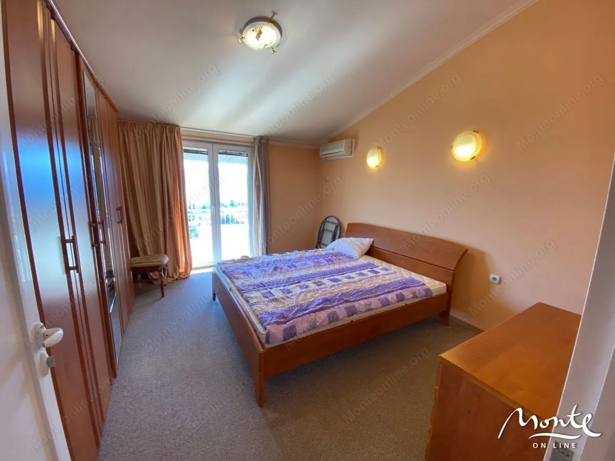 Prodaja, kuća, 180m², Tivat, Crna Gora