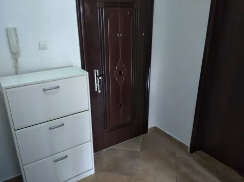 Izdavanje, jednosoban stan, 50m², City Kvart, Podgorica - image 5