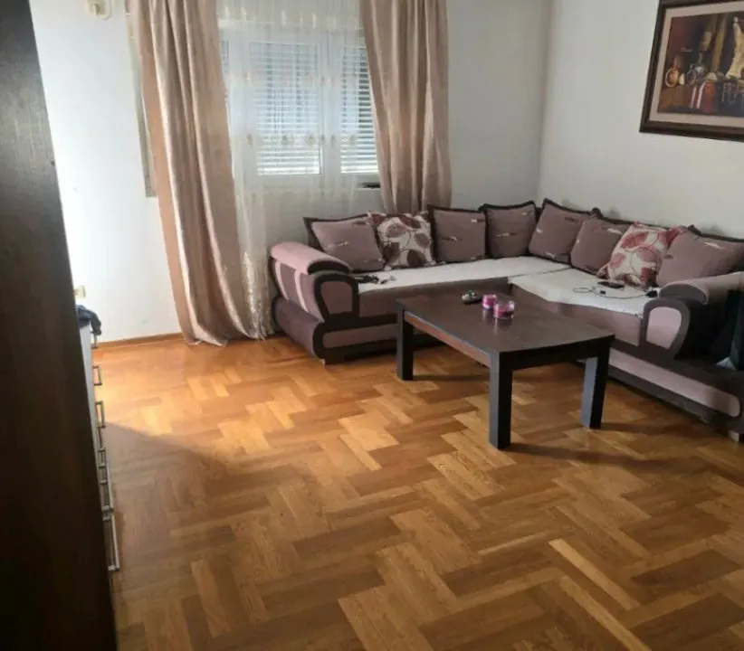 Prodaja, jednosoban stan, 49m², Tuški Put, Podgorica