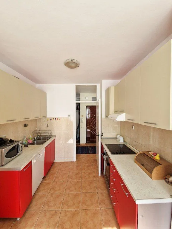 Izdavanje, jednosoban stan, 62m², Preko Morače, Podgorica